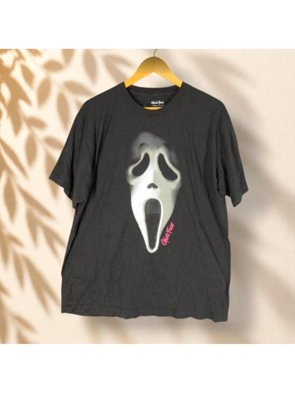 Ghost Face T-Shirt Women XL Black Graphic Print Short Sleeve Crew Neck Cotton